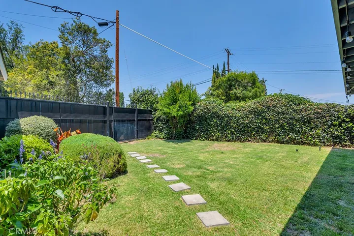 22641 Sherman Way, West Hills, California 91307