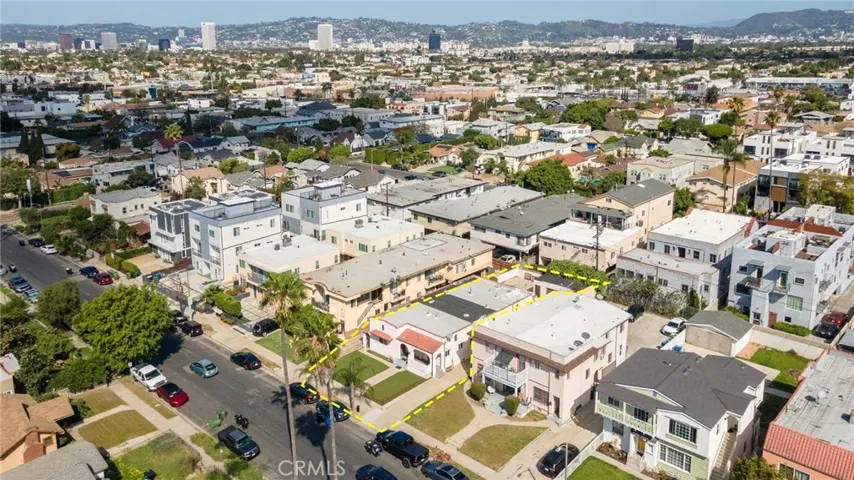 4533 Saturn, Los Angeles, California 90019