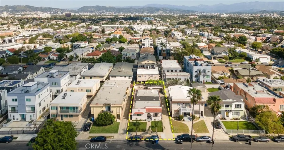 4533 Saturn, Los Angeles, California 90019