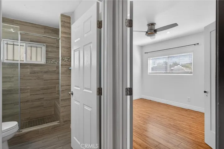4533 Saturn, Los Angeles, California 90019