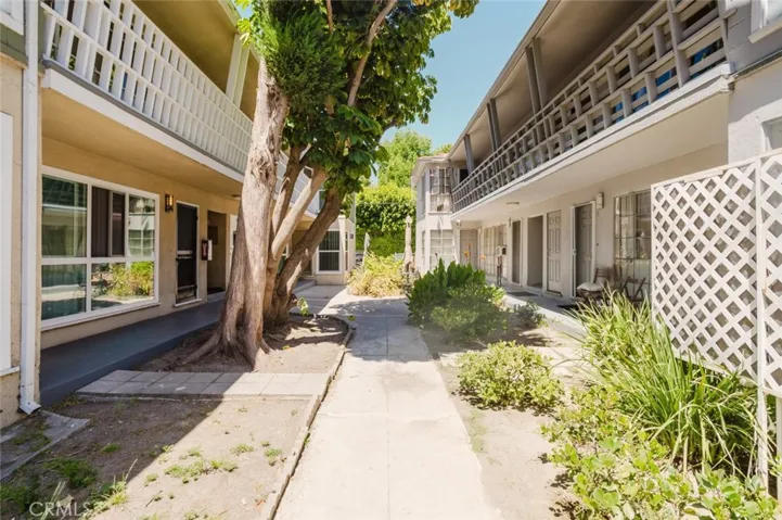 4505 Fulton Avenue B, Sherman Oaks, California 91423