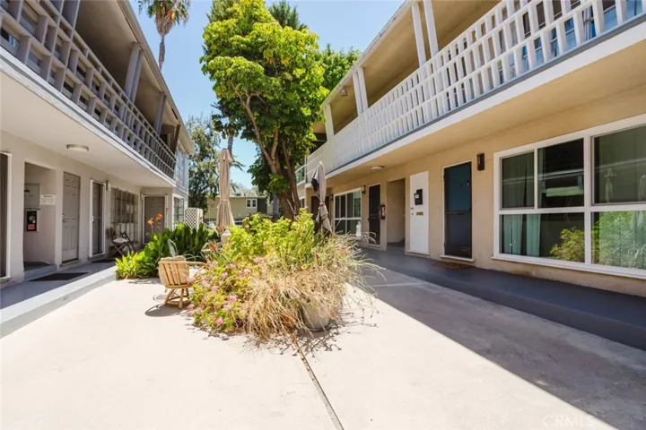 4505 Fulton Avenue B, Sherman Oaks, California 91423