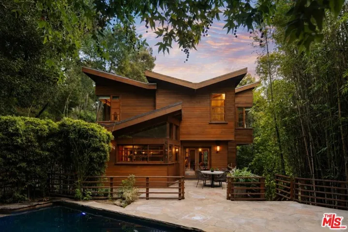 2424 Nichols Canyon Road, Los Angeles, California 90046