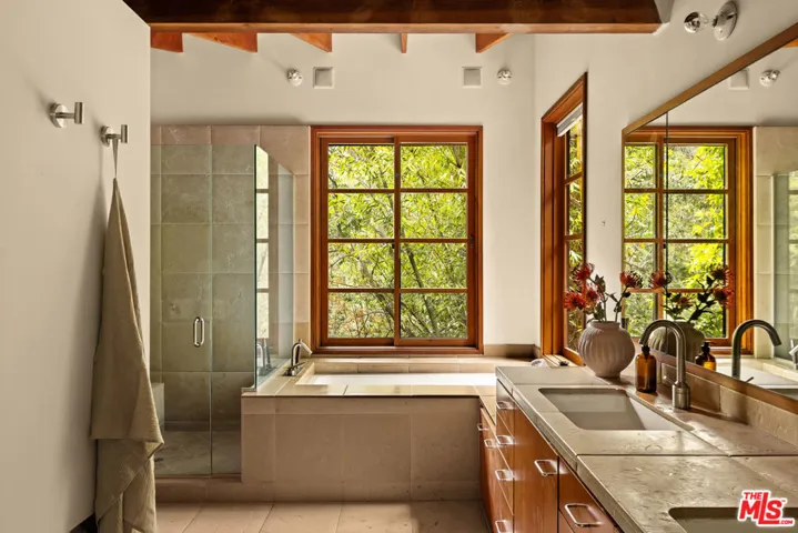 2424 Nichols Canyon Road, Los Angeles, California 90046