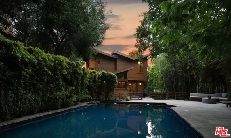 2424 Nichols Canyon Road, Los Angeles, California 90046