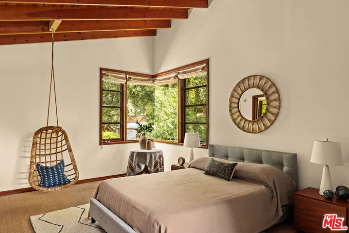 2424 Nichols Canyon Road, Los Angeles, California 90046