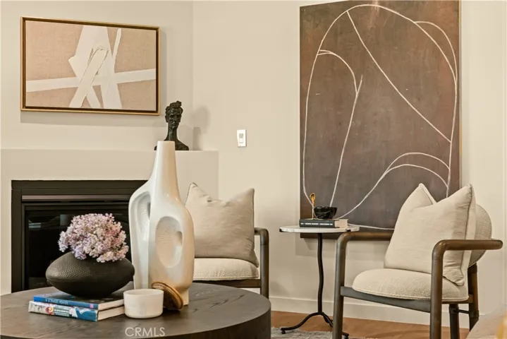2817 S Barrington, Los Angeles, California 90064