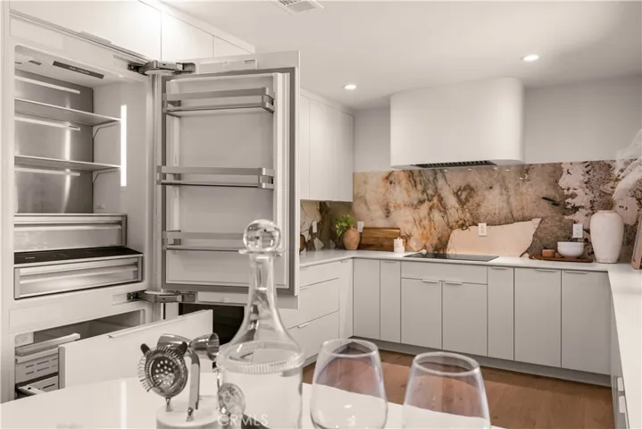 2817 S Barrington, Los Angeles, California 90064