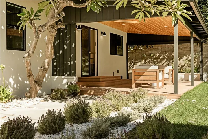 2817 S Barrington, Los Angeles, California 90064