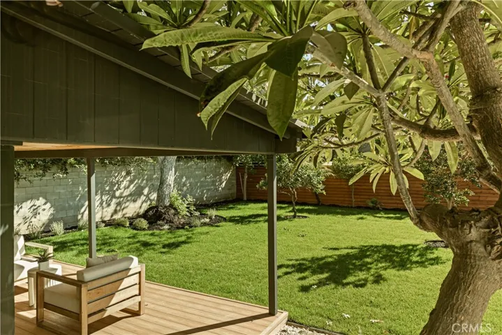 2817 S Barrington, Los Angeles, California 90064