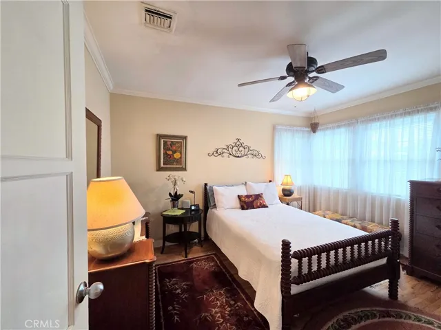 3111 Petaluma, Long Beach, California 90808