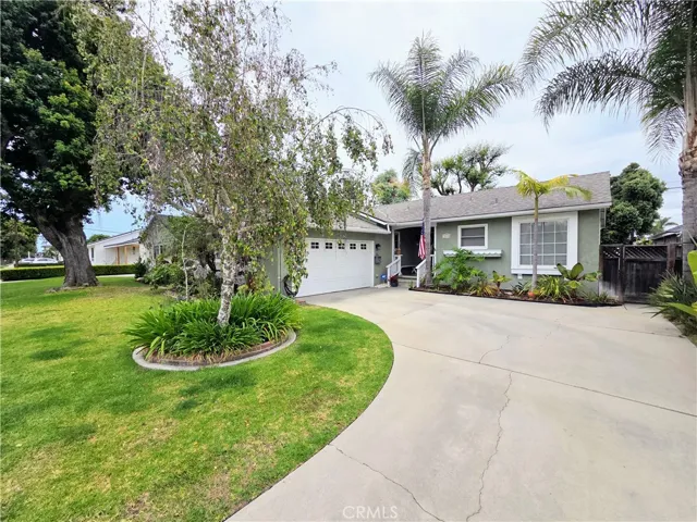 3111 Petaluma, Long Beach, California 90808