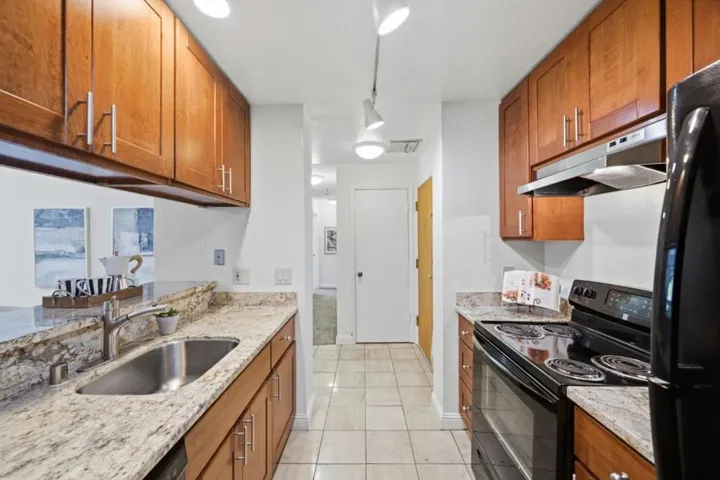1271 Poplar Avenue 307, Sunnyvale, California 94086
