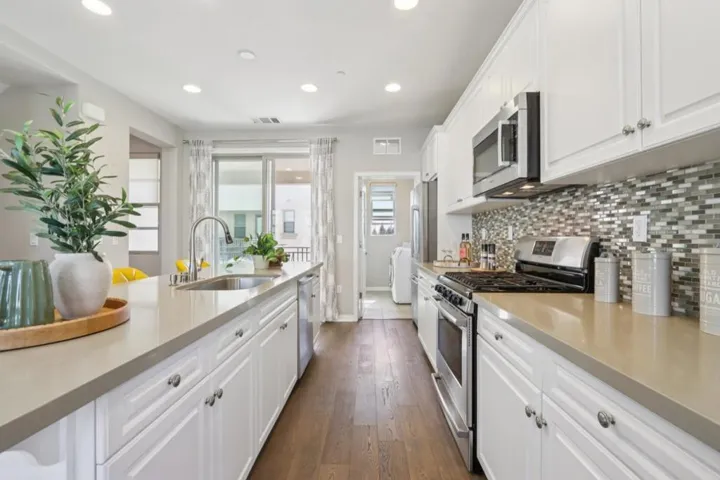 951 Arrowleaf Place, San Jose, California 95131