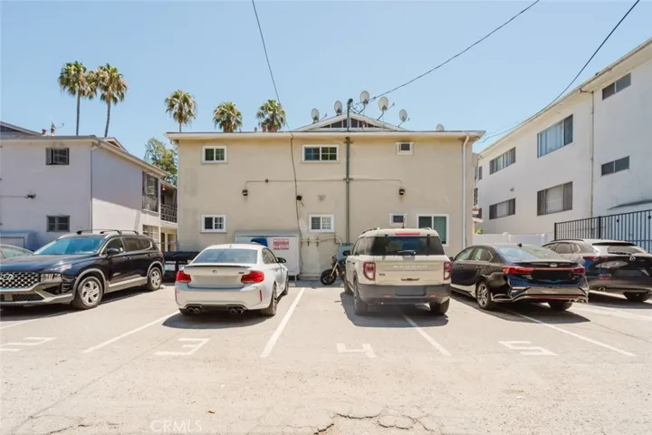 4503 Fulton Avenue B, Sherman Oaks, California 91423