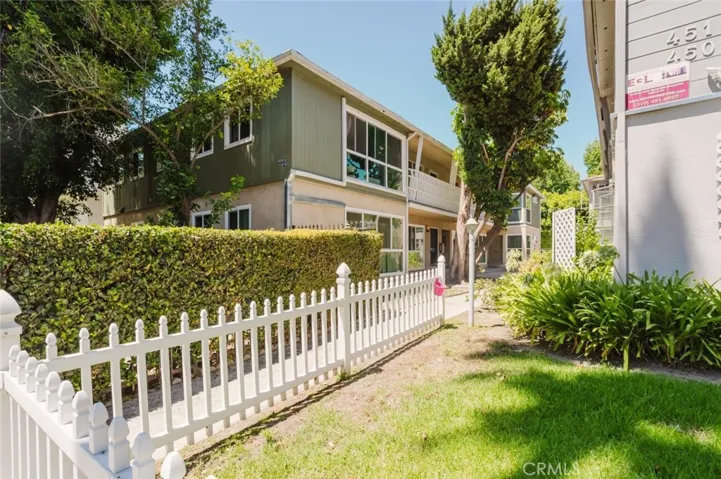 4503 Fulton Avenue B, Sherman Oaks, California 91423