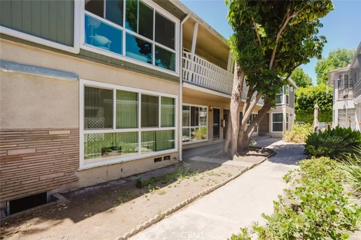 4503 Fulton Avenue B, Sherman Oaks, California 91423