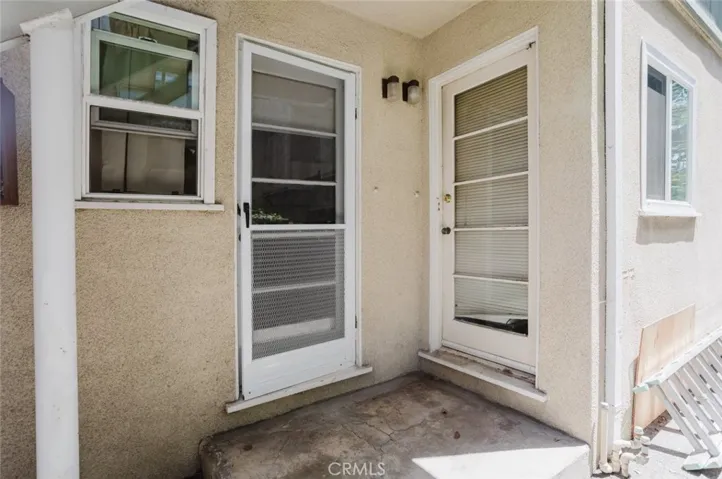 4503 Fulton Avenue B, Sherman Oaks, California 91423