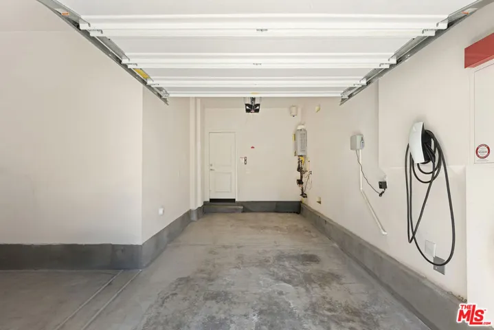 41 Savannah Court, Pomona, California 91766