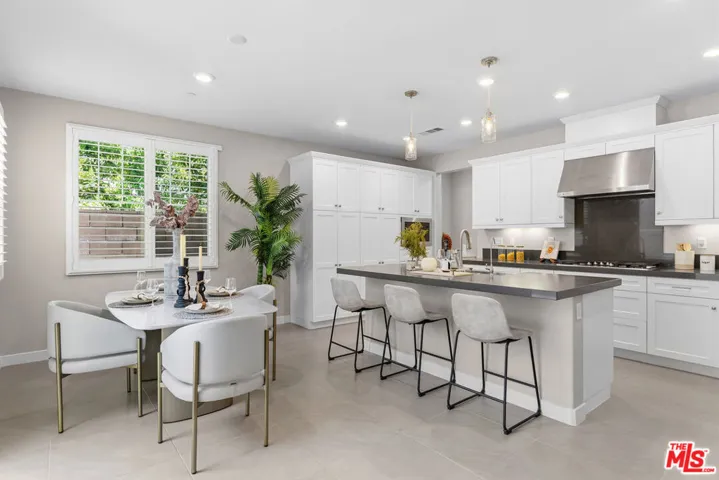 41 Savannah Court, Pomona, California 91766