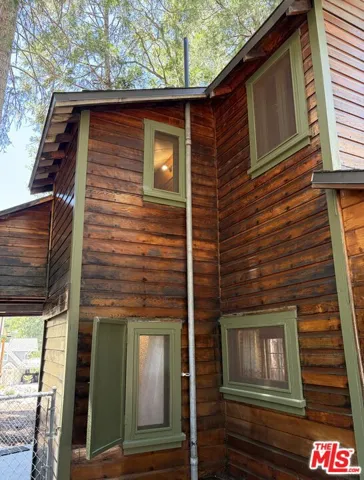 41471 Valley Of The Falls Drive, Forest Falls, California 92339