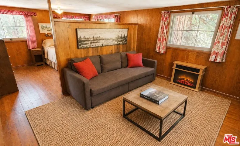 41471 Valley Of The Falls Drive, Forest Falls, California 92339