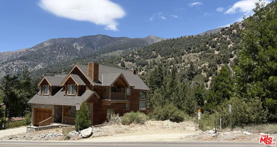 41471 Valley Of The Falls Drive, Forest Falls, California 92339