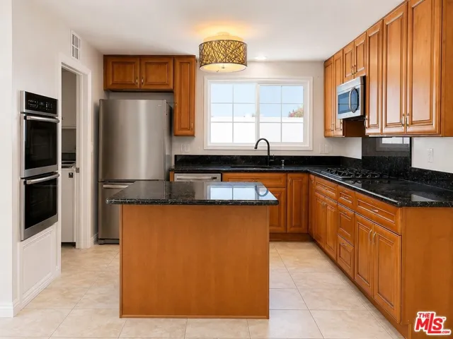 6462 Franrivers Avenue, West Hills, California 91307