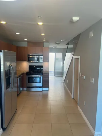 825 W Beech St 401, San Diego, California 92101