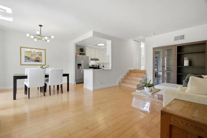 473 Costa Mesa Terrace C, Sunnyvale, California 94085