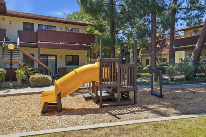 473 Costa Mesa Terrace C, Sunnyvale, California 94085