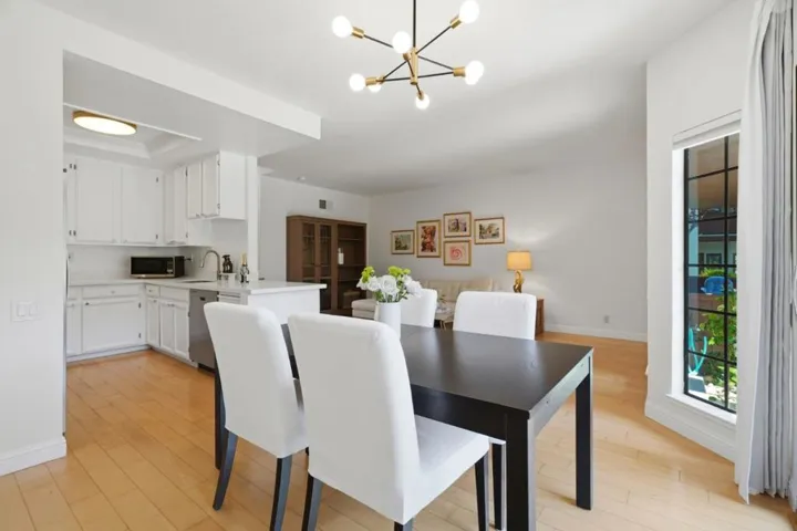 473 Costa Mesa Terrace C, Sunnyvale, California 94085