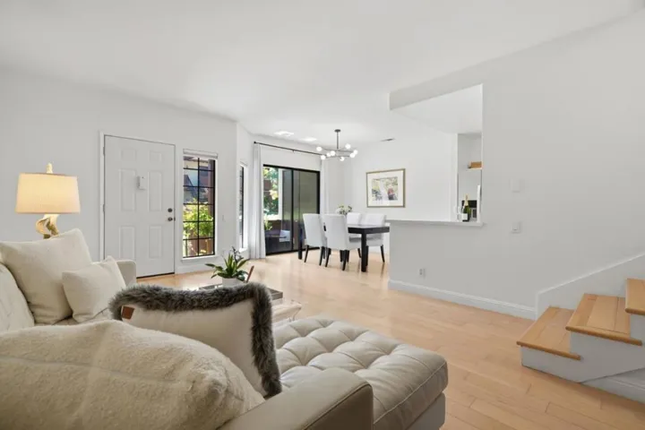 473 Costa Mesa Terrace C, Sunnyvale, California 94085