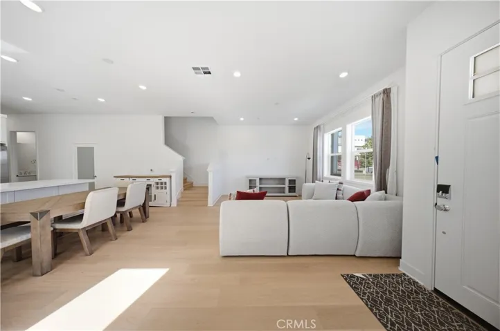 643 Gadwall, Irvine, California 92618