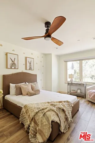 272 N Chester Avenue 101, Pasadena, California 91106