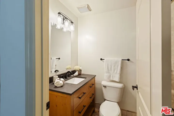 272 N Chester Avenue 101, Pasadena, California 91106