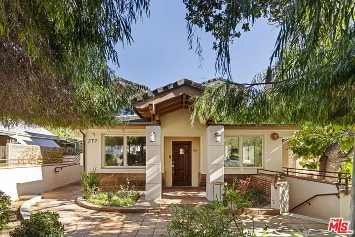 272 N Chester Avenue 101, Pasadena, California 91106