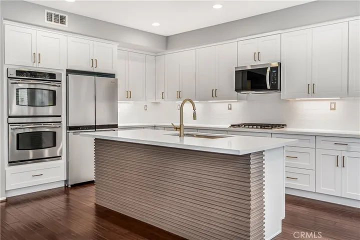 11500 Santini Lane, Porter Ranch, California 91326