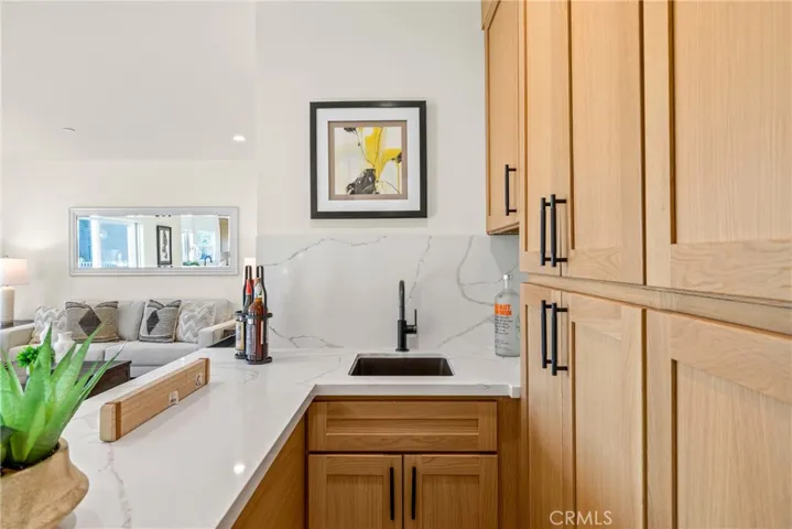 4807 Cinco View, Whittier, California 90601