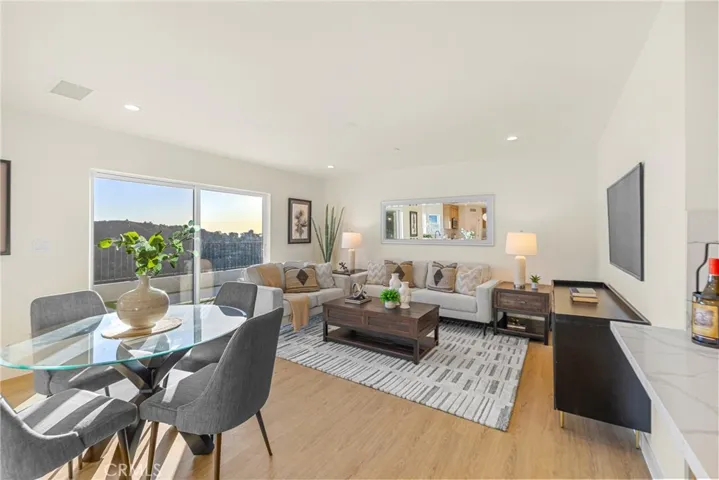 4807 Cinco View, Whittier, California 90601
