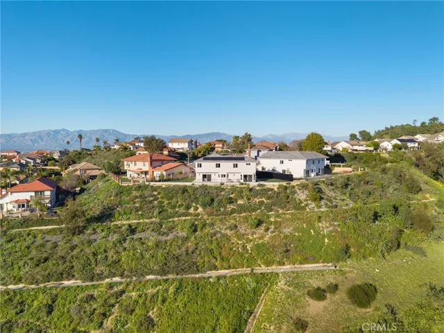 4807 Cinco View, Whittier, California 90601