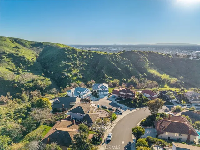 4807 Cinco View, Whittier, California 90601