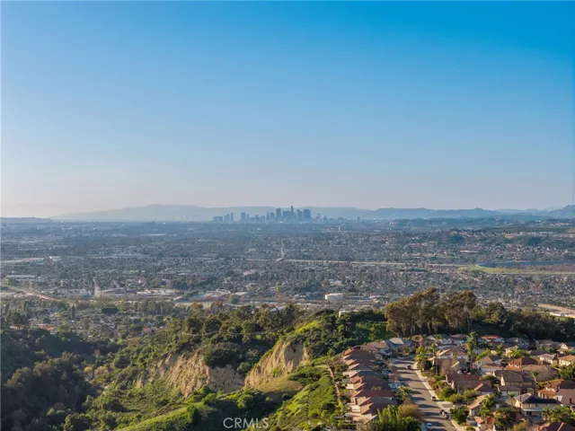 4807 Cinco View, Whittier, California 90601