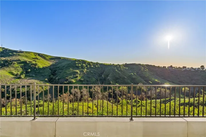 4807 Cinco View, Whittier, California 90601