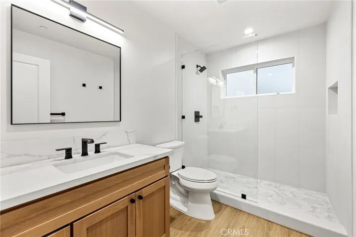 4807 Cinco View, Whittier, California 90601