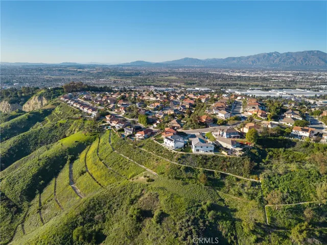 4807 Cinco View, Whittier, California 90601