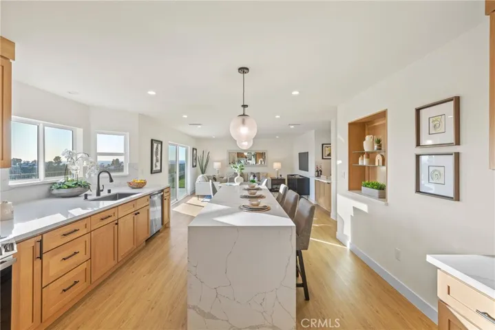 4807 Cinco View, Whittier, California 90601