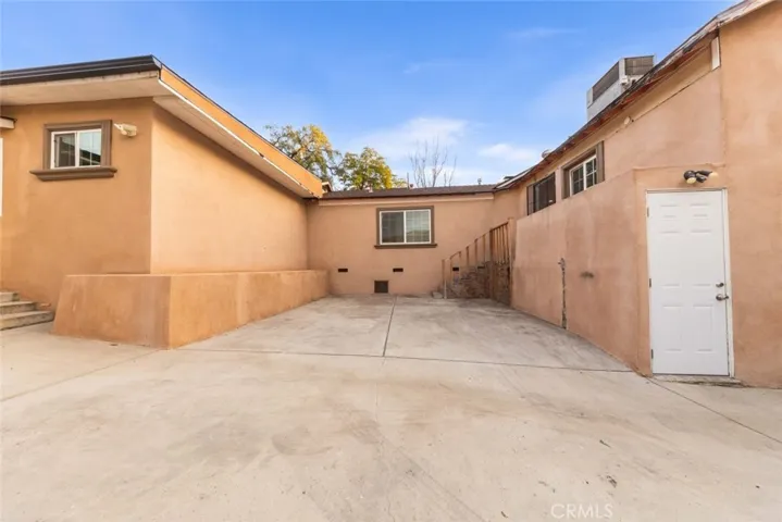 10554 Plainview, Tujunga, California 91042