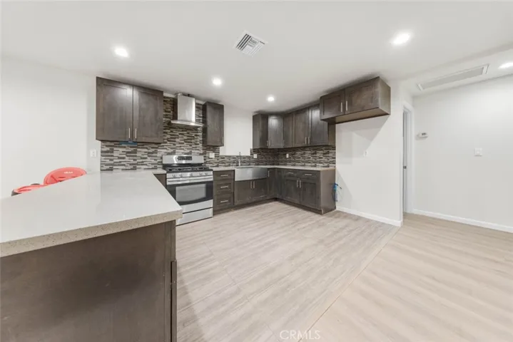 10554 Plainview, Tujunga, California 91042