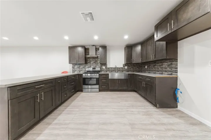 10554 Plainview, Tujunga, California 91042